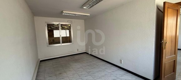 Entrepôt à Santovenia de la Valdoncina, Spain 900m² No. 179229 14