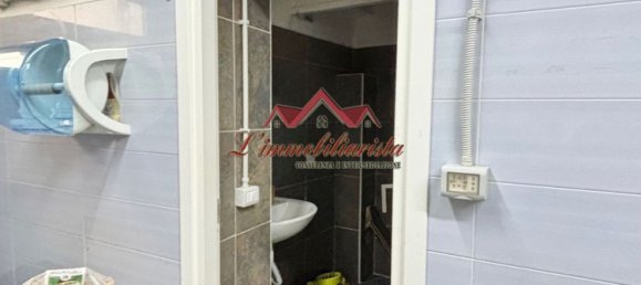  عقار تجاري في Bari, Italy 200متر مربع رقم 35429 13