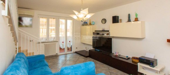 3 rooms Duplex in Vanzaghello, Italy No. 152330 2