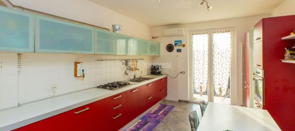 3 rooms Duplex in Vanzaghello, Italy No. 152330 8