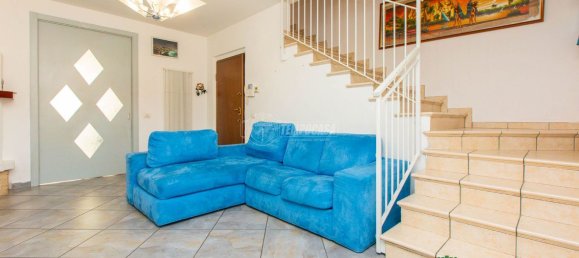 3 rooms Duplex in Vanzaghello, Italy No. 152330 6