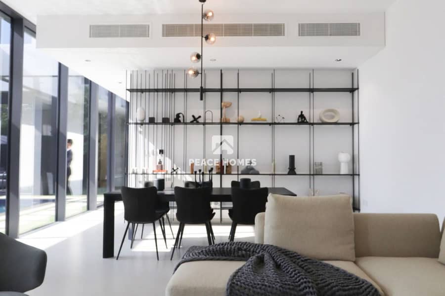 4 bedrooms Villa in Tilal City, UAE No. 16395