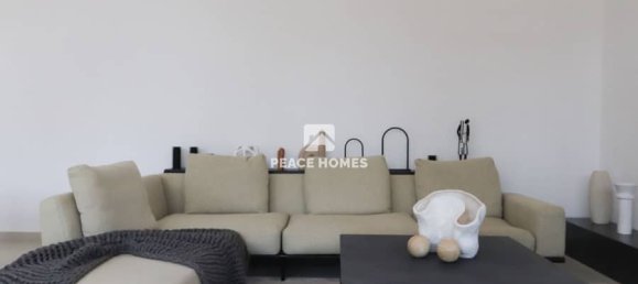 4 bedrooms Villa in Tilal City, UAE No. 16395 8