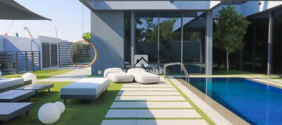 4 bedrooms Villa in Tilal City, UAE No. 16395 6