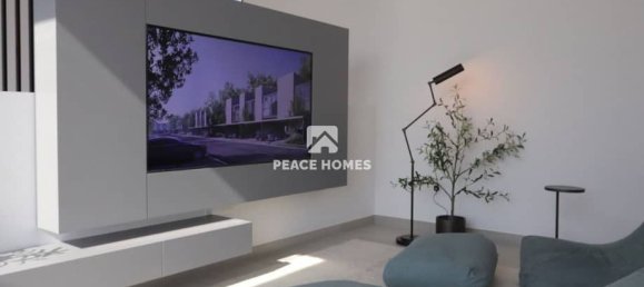 4 bedrooms Villa in Tilal City, UAE No. 16395 5