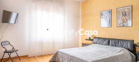 5 rooms House in Sona, Italy No. 215761 16