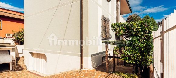 5 Schlafzimmer Villa in Melzo, Italy, Nr. 374383 46