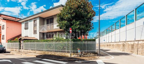 5 Schlafzimmer Villa in Melzo, Italy, Nr. 374383 12