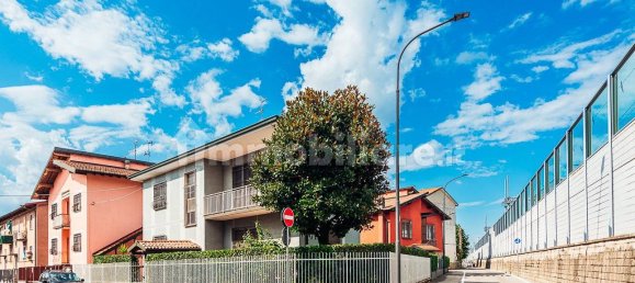 5 Schlafzimmer Villa in Melzo, Italy, Nr. 374383 5