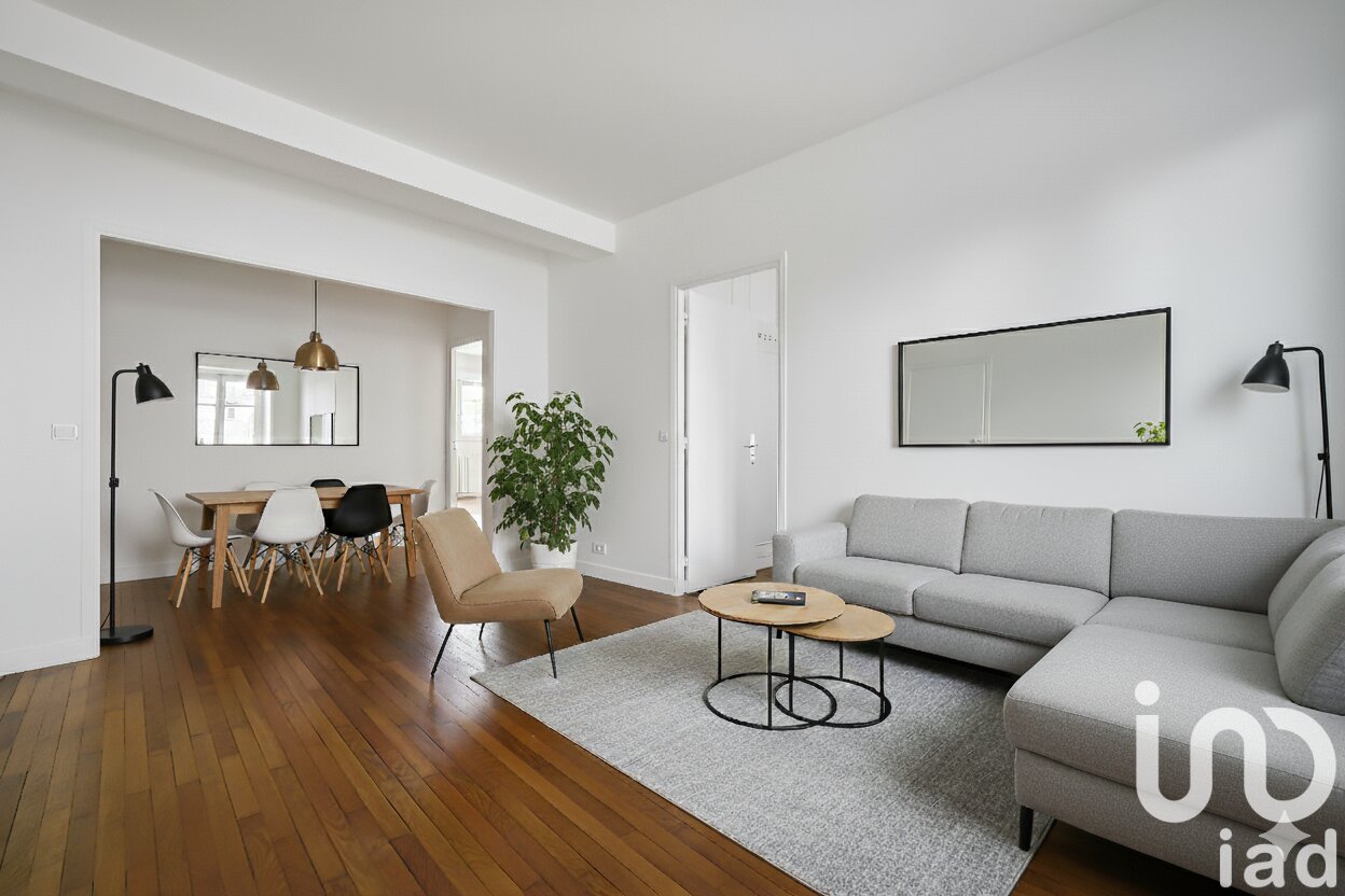 Apartamento de 2 dormitorios en Boulogne-Billancourt, France No. 347120