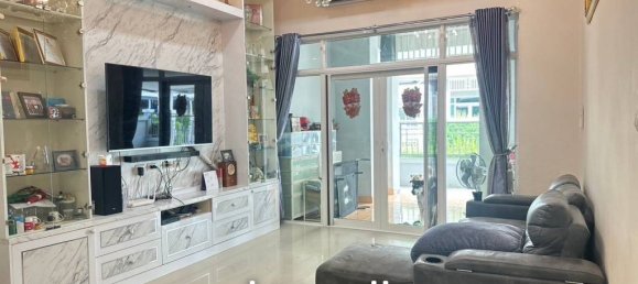 Кафе / ресторан с 6 спальнями в Банг Ламунг, Таиланд № 22362 3