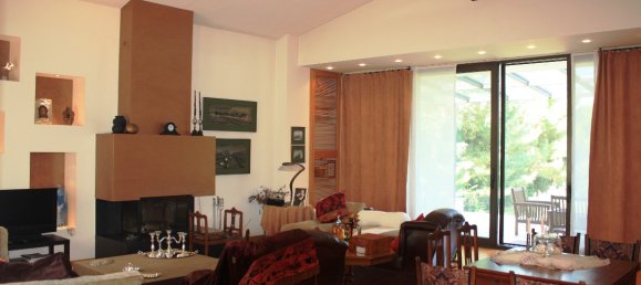 5 bedrooms Villa in Pylaia, Greece No. 7059 25