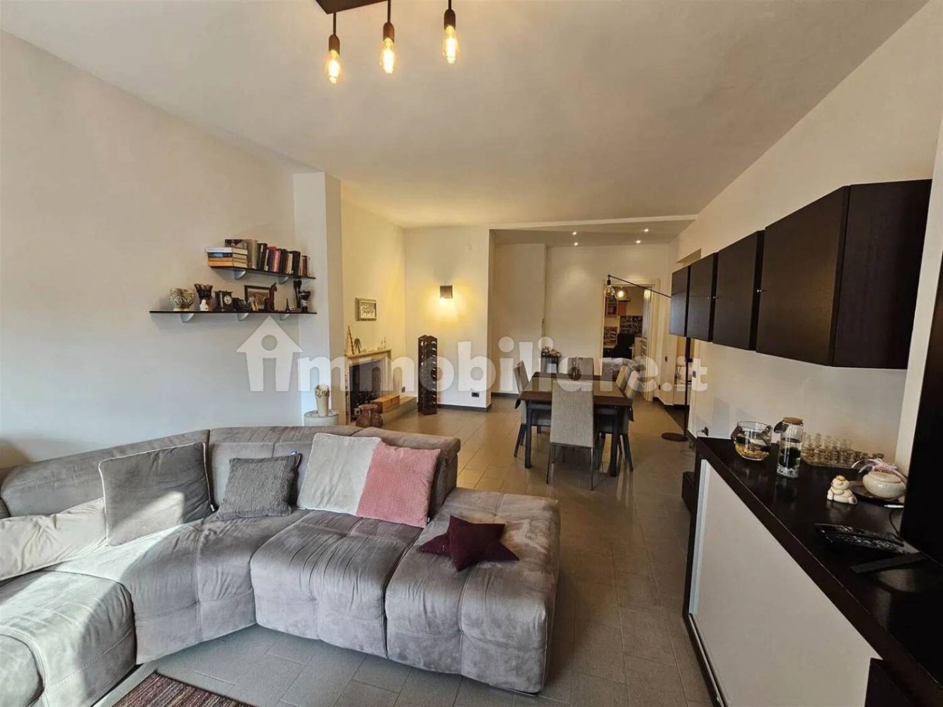 7 bedrooms Apartment in Foligno, Italy No. 268207