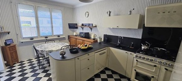 4 bedrooms House in La Ferte-Saint-Cyr, France No. 237657 2