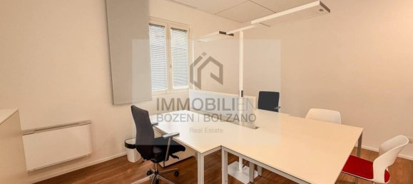 Oficina de 2 habitaciónes en Trentino-Alto Adige, Italy No. 349296 3