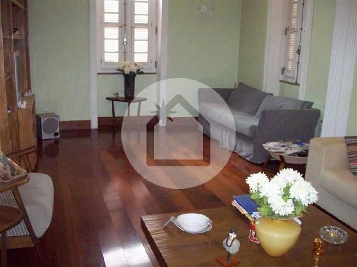 4 bedrooms House in Rio de Janeiro, Brazil No. 478394