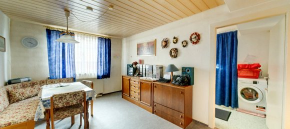 10-Zimmer Gebäude in Reutlingen, Germany, Nr. 80612 2