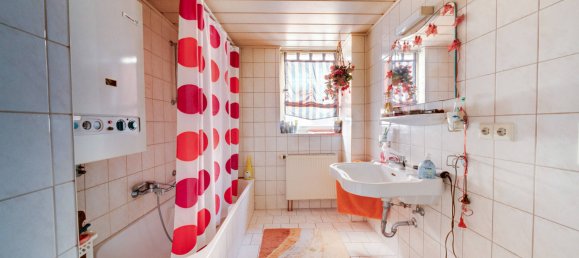 10-Zimmer Gebäude in Reutlingen, Germany, Nr. 80612 5