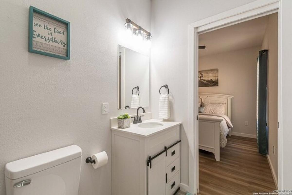 8 bedrooms House in San Antonio, USA No. 405484