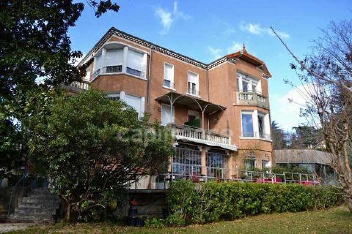 Bureau à Aubenas, France 430m² No. 19885