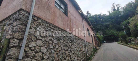 207m² Warehouse in Camaiore, Italy No. 278169 16