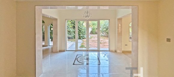 3 Schlafzimmer Villa in Jumeirah Park, UAE, Nr. 94471 5