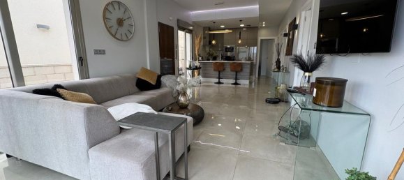 3 bedrooms Villa in Alicante, Spain No. 177097 8