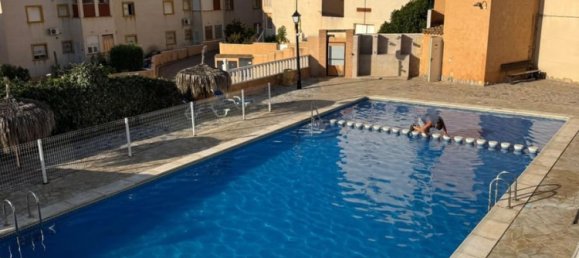 Adosado de 2 dormitorios en Alicante, Spain No. 174665 28