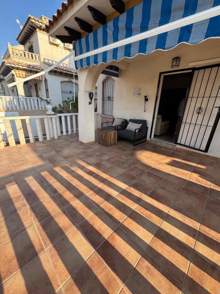 Adosado de 2 dormitorios en Alicante, Spain No. 174665