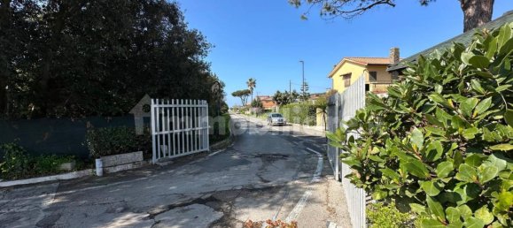 2 bedrooms House in Ardea, Italy No. 320073 3