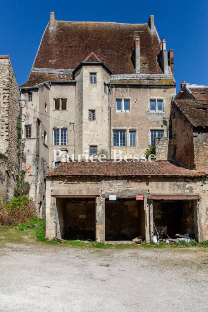 3 bedrooms Apartment in Dole, France No. 303184