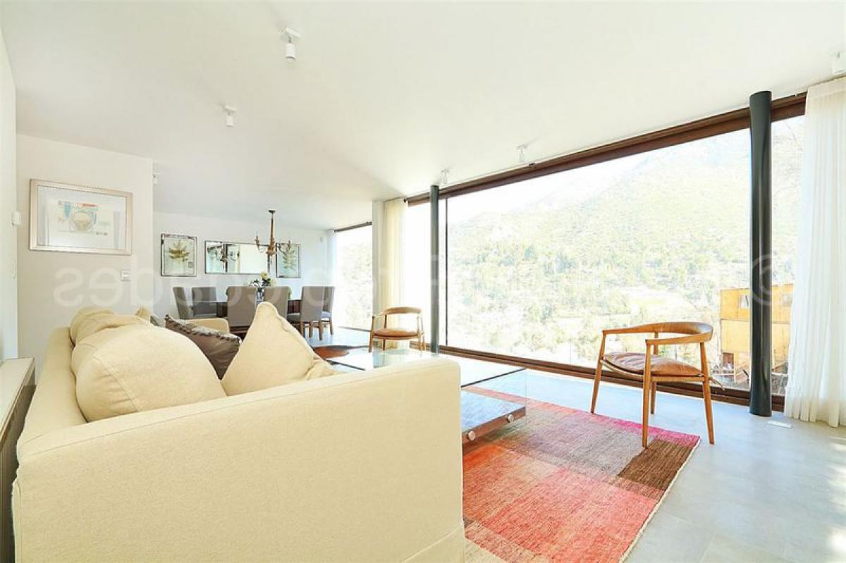 3 bedrooms House in Santiago, Chile No. 1973