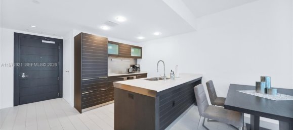 1 غرف نوم عقار تجاري في Miami, الولايات المتحدة رقم 615399 21