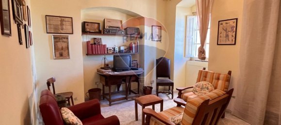 Casa de 7 habitaciónes en Casalciprano, Italy No. 83069 15