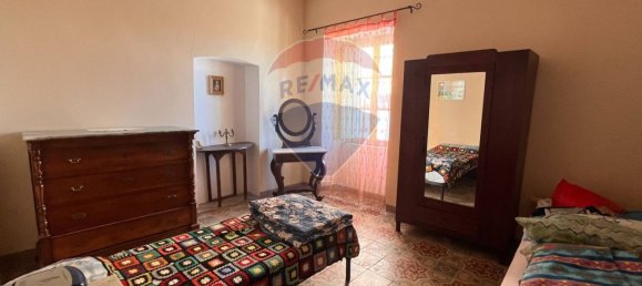 Casa de 7 habitaciónes en Casalciprano, Italy No. 83069 18