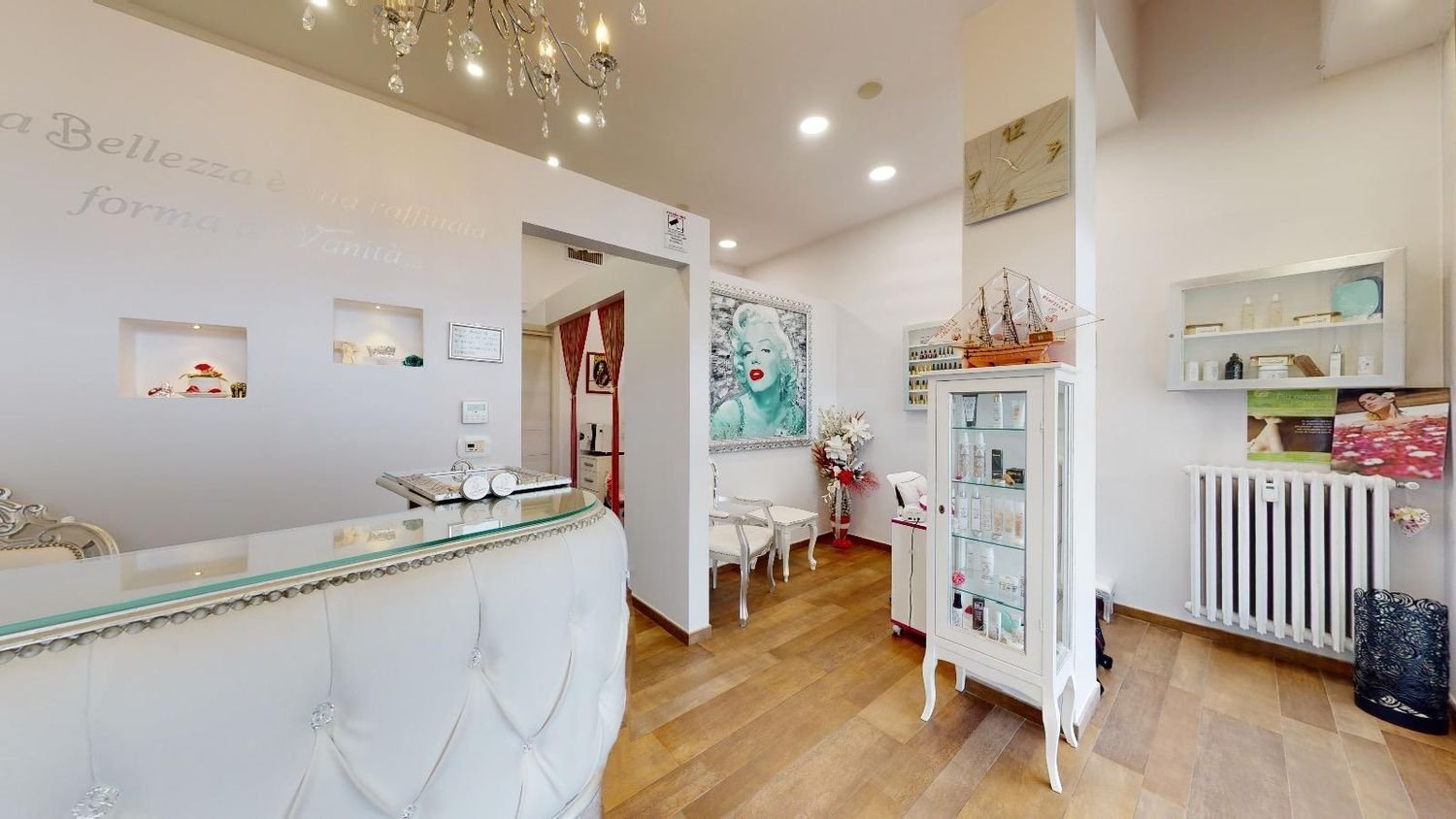 Propriété commerciale à Carmagnola, Italy 166m² No. 228796