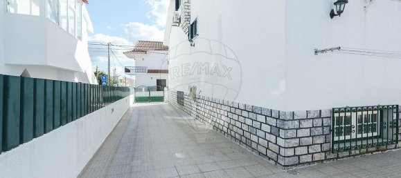 4 bedrooms House in Palmela, Portugal No. 183973 29
