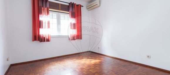 4 bedrooms House in Palmela, Portugal No. 183973 15