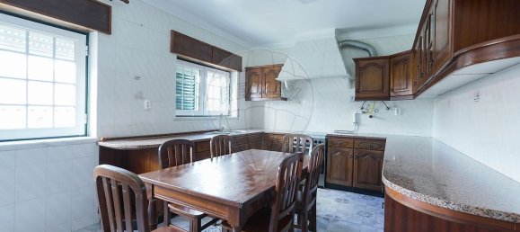 4 bedrooms House in Palmela, Portugal No. 183973 6