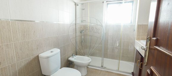 4 bedrooms House in Palmela, Portugal No. 183973 12