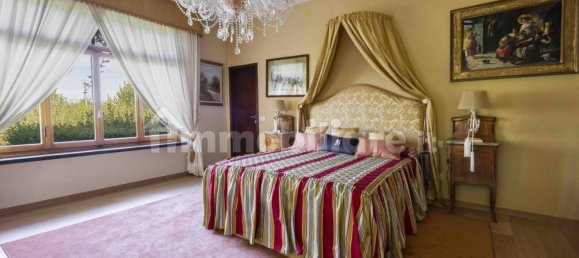 3 Schlafzimmer Villa in Florence, Italy, Nr. 375164 11