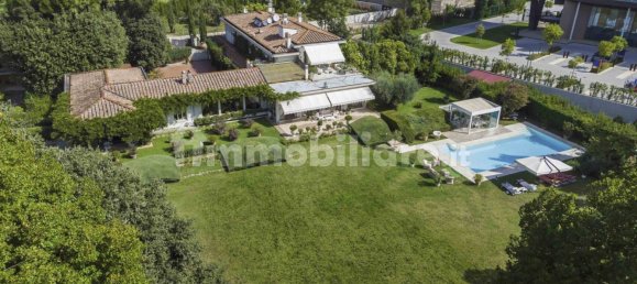 3 Schlafzimmer Villa in Florence, Italy, Nr. 375164 19