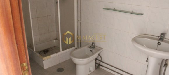 Bâtiment à Sao Mamede de Infesta, Portugal 1100m² No. 14730 18