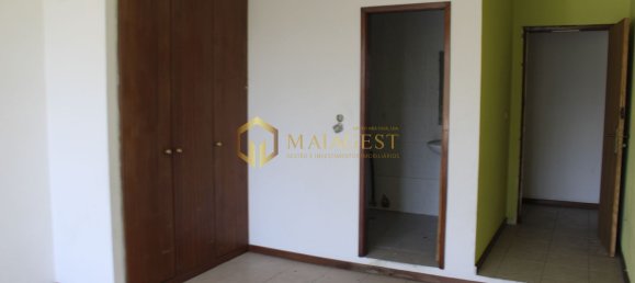 Bâtiment à Sao Mamede de Infesta, Portugal 1100m² No. 14730 23