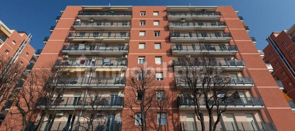 3-salle Appartement à Pioltello, Italy No. 43955 26