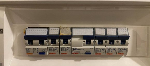 3-salle Appartement à Pioltello, Italy No. 43955 22