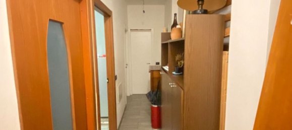 3-salle Appartement à Pioltello, Italy No. 43955 49