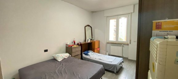 3-salle Appartement à Pioltello, Italy No. 43955 7