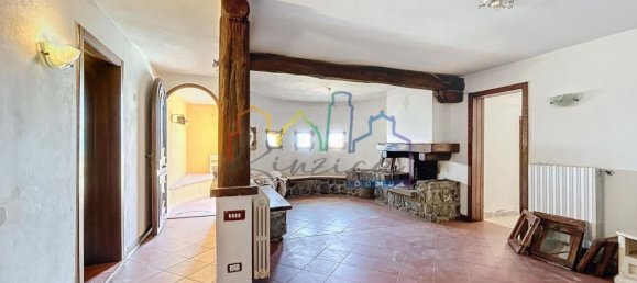 7غرفة فيلا في Massa, Italy رقم 41506 8