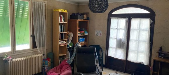 3 bedrooms House in Checy, France No. 51128 5